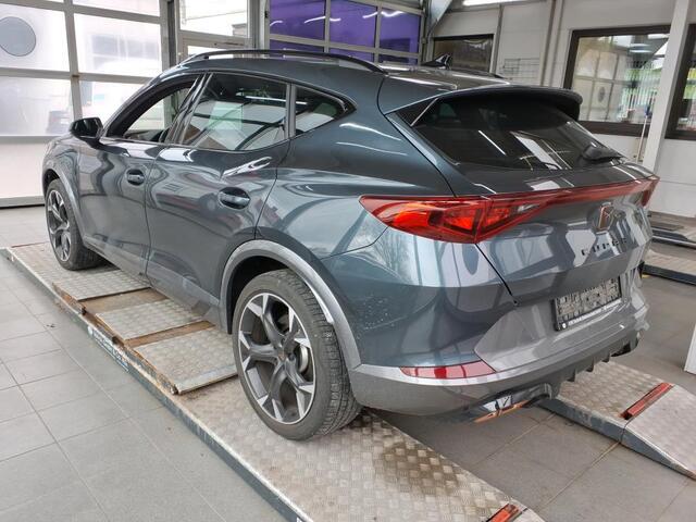 Cupra Formentor 1.4 e-Hybrid VZ Black Edition Sfeer | Camera | Matrix Led | Carplay | Ad Cruise | Stuur+Stoelverwarming | Climate Control | 2 Laadkabels