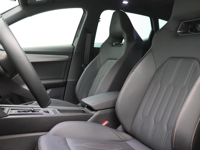 Cupra Formentor 1.4 e-Hybrid Performance 204PK DSG Pano-Schuifdak, Achteruitrijcamera, Adaptieve Cruise Controle, Elektr. Achterklep, Memorystoel, Keyless, 18" LM Velgen