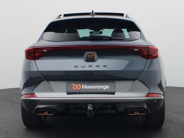 Cupra Formentor 1.4 e-Hybrid Performance 204PK DSG Pano-Schuifdak, Achteruitrijcamera, Adaptieve Cruise Controle, Elektr. Achterklep, Memorystoel, Keyless, 18" LM Velgen