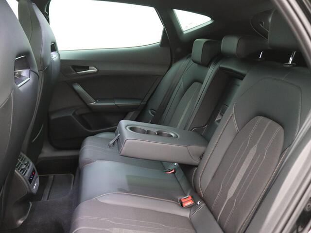 Cupra Formentor 1.4 e-Hybrid VZ Performance 245PK DSG Pano-Schuifdak, Achteruitrijcamera, Adaptieve Cruise Controle, Memory stoel, Side Assist, Stoel-Stuurverwarming, Keyless, Elektr. Achterklep, 19" LM Velgen