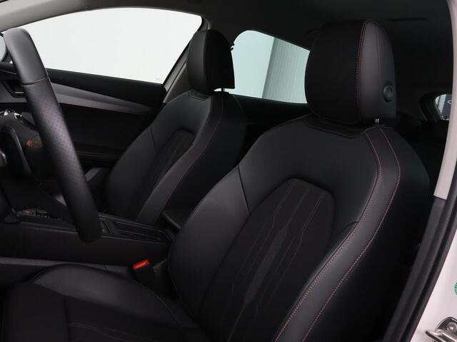 Cupra Formentor 1.4 e-Hybrid | Adaptive cruise | Stuurverwarming | Full LED | Sportstoelen | Keyless | Climate control | Parkeerhulp | DAB | Sfeerverlichting | PHEV