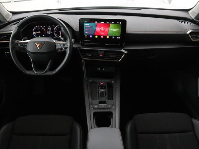 Cupra Formentor 1.4 e-Hybrid | Adaptive cruise | Stuurverwarming | Full LED | Sportstoelen | Keyless | Climate control | Parkeerhulp | DAB | Sfeerverlichting | PHEV