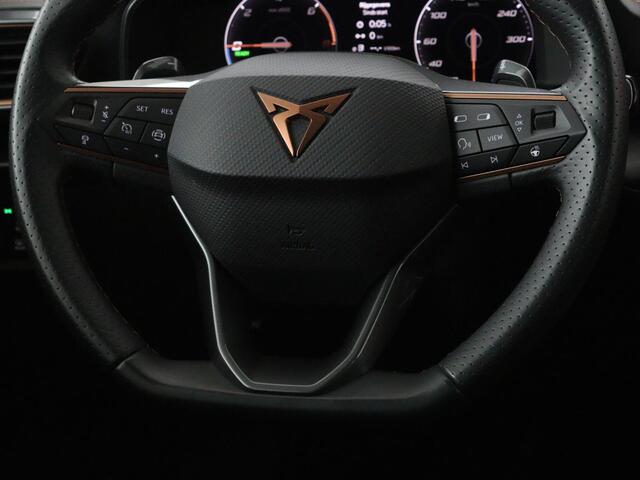 Cupra Formentor 1.4 e-Hybrid | Adaptive cruise | Stuurverwarming | Full LED | Sportstoelen | Keyless | Climate control | Parkeerhulp | DAB | Sfeerverlichting | PHEV