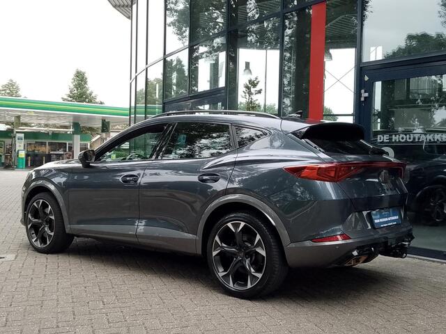 Cupra Formentor 1.4 e-Hybrid VZ | Navigatie | Wegkl. Trekhaak | Apple Carplay | LED | Cruise Control | 19 inch