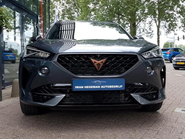Cupra Formentor 1.4 e-Hybrid VZ | Navigatie | Wegkl. Trekhaak | Apple Carplay | LED | Cruise Control | 19 inch