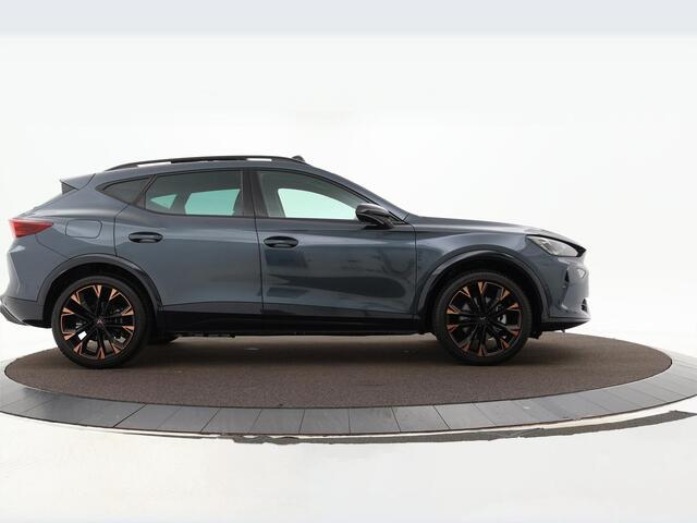 Cupra Formentor 1.5 TSI PHEV 204pk DSG e-Hybrid · Panoramadak · Keyless · 360 Camera · Elek. Achterklep · 19'' Inch · Fabrieksgarantie t/m April 2027
