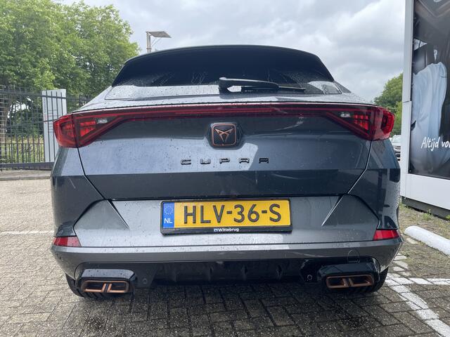 Cupra Formentor 1.4 e-Hybrid VZ Black Edition / 19'' LM Velgen / Panoramadak / Leder / 360 camera / Memory Seats / Navigatie / Travel assist