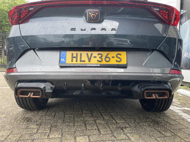 Cupra Formentor 1.4 e-Hybrid VZ Black Edition / 19'' LM Velgen / Panoramadak / Leder / 360 camera / Memory Seats / Navigatie / Travel assist