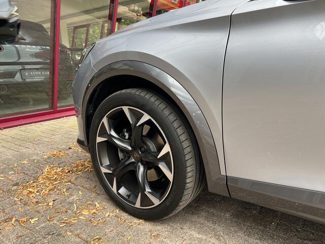 Cupra Formentor 1.5 TSI | Electrisch wegklapbare trekhaak | Sfeerverlichting |