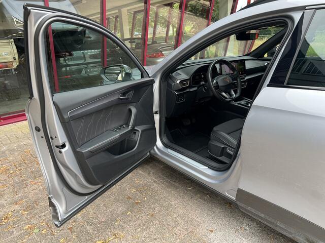 Cupra Formentor 1.5 TSI | Electrisch wegklapbare trekhaak | Sfeerverlichting |