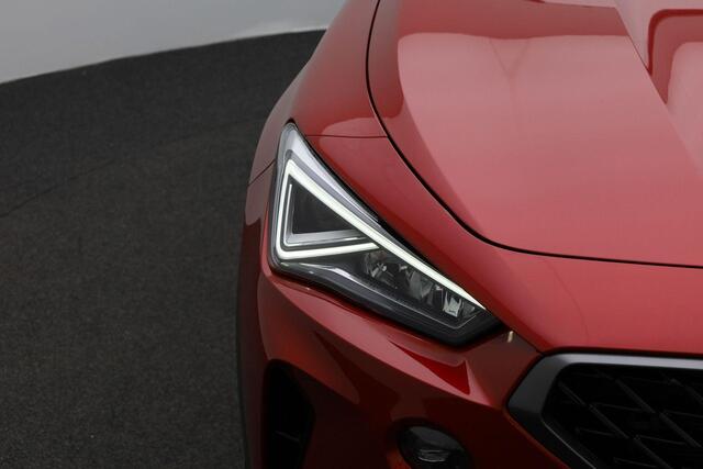 Cupra Formentor 1.4 e-Hybrid 245 pk DSG VZ Performance | Panoramadak | Adaptief sportonderstel | Geheugenstoel | Navigatie 12 inch