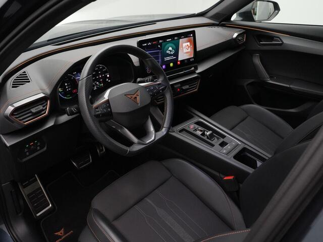 Cupra Formentor 1.4 245 pk DSG e-Hybrid VZ Performance | Geheugenstoel | Adaptief sportonderstel | Stuur-/stoelverwarming | Achteruitrijcamera