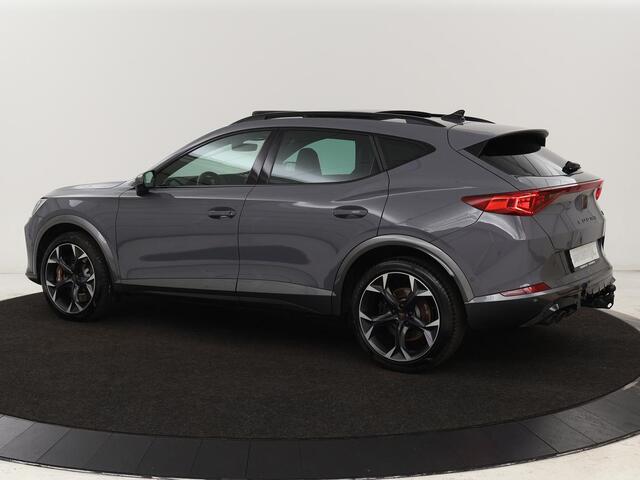 Cupra Formentor 2.0 TSI VZ | 310pk | Panoramadak | Leder | Trekhaak | Stoel & stuurverwarming | Carplay | Adaptive cruise | Camera | Keyless | Full LED | Sportstoelen