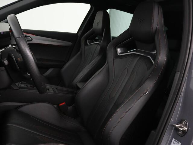 Cupra Formentor 2.0 TSI VZ | 310pk | Panoramadak | Leder | Trekhaak | Stoel & stuurverwarming | Carplay | Adaptive cruise | Camera | Keyless | Full LED | Sportstoelen