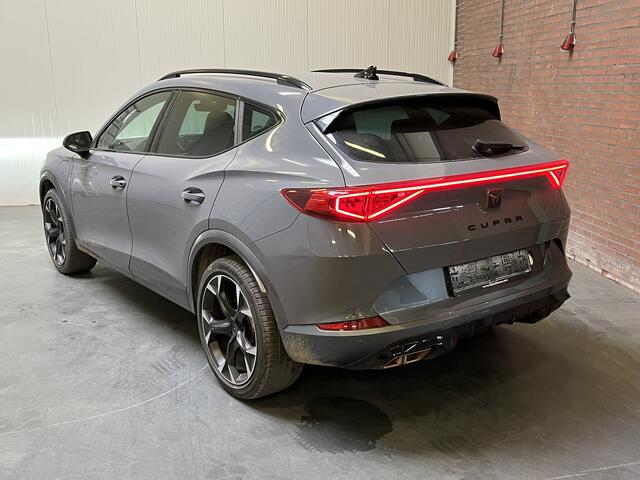 Cupra Formentor 1.4 e-Hybrid VZ Performance / AUTOMAAT/ KEYLESS/ PARK. SENSOREN + CAMERA/ NAVI/ CARKIT/ DIGITAL DASH/ CLIMA 3-ZONE/ RIJ-MODI