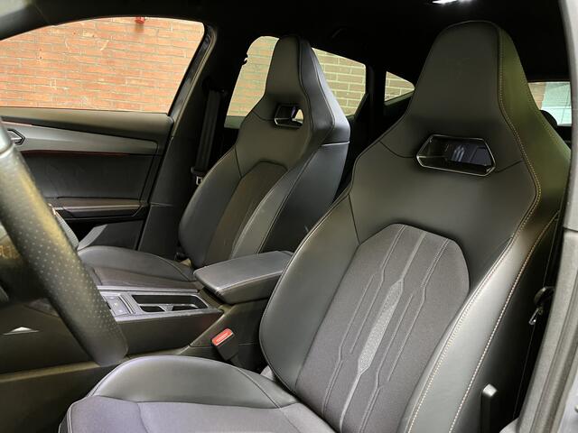 Cupra Formentor 1.4 e-Hybrid VZ Performance / AUTOMAAT/ KEYLESS/ PARK. SENSOREN + CAMERA/ NAVI/ CARKIT/ DIGITAL DASH/ CLIMA 3-ZONE/ RIJ-MODI
