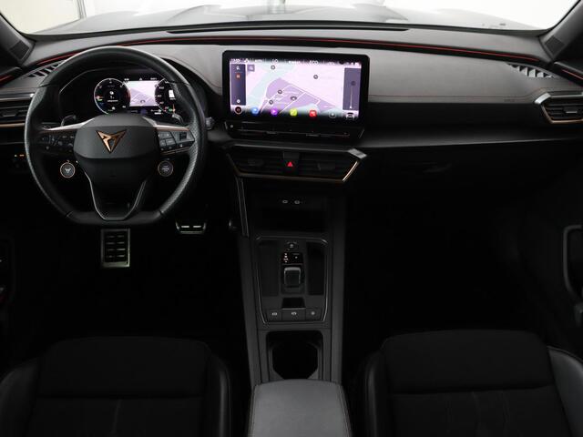Cupra Formentor 1.4 e-Hybrid VZ Performance | 245 PK | Stoel & stuurverwarming | Adaptive cruise | Camera | Carplay | Sfeerverlichting | Keyless | Navigatie | Sportstoelen | Full LED | PHEV