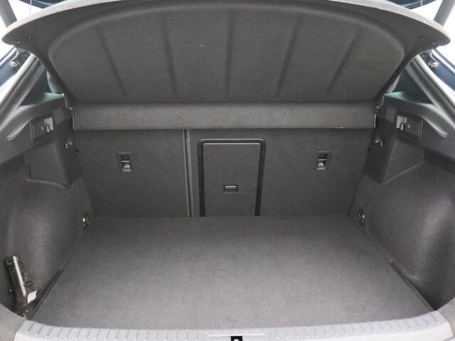 Cupra Formentor 1.4 e-Hybrid VZ Copper Edition 245PK DSG Pano-Schuifdak, Achteruitrijcamera, Alarm, Adaptieve Cruise Controle, Keyless, Side Assist, Volleder, Trekhaak, 19" LM Velgen