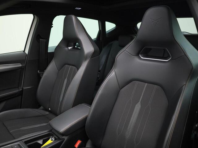 Cupra Formentor 1.4 e-Hybrid 245pk DSG VZ Performance · Panoramadak · Trekhaak · Navigatie ·