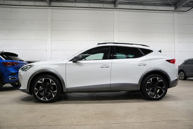 Cupra Formentor 1.5 TSI DSG * Trekhaak - 19" - Camera - ACC - Sfeer - Blind Spot - Keyless *