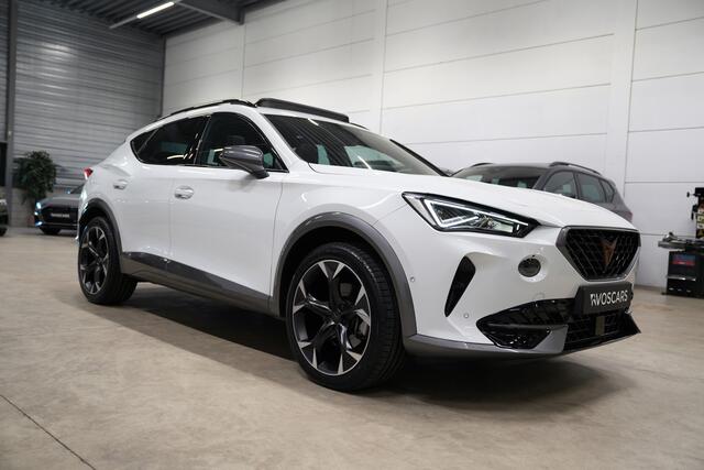 Cupra Formentor 1.5 TSI DSG * Trekhaak - 19" - Camera - ACC - Sfeer - Blind Spot - Keyless *