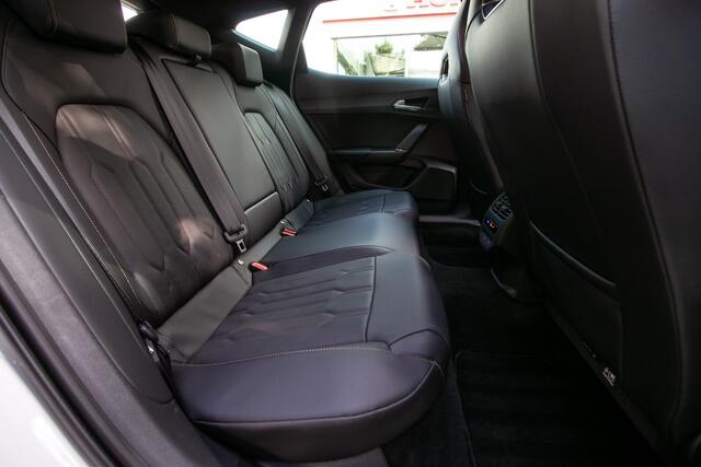 Cupra Formentor 1.4 e-Hybrid VZ Copper Edition -All in rijklaarprijs | Schuifdak | Leder