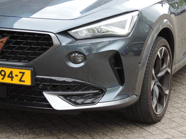 Cupra Formentor 1.4 e-Hybrid VZ Performance - Pano | Carplay | Memory | Matrix LED | Camera | Stoel/stuurverw.