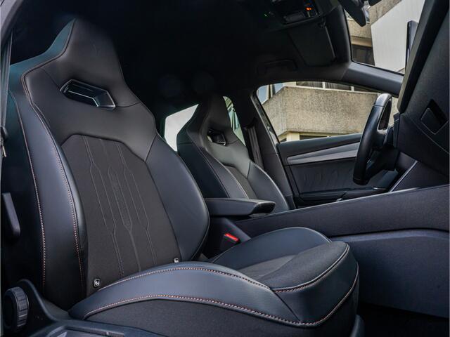 Cupra Formentor 1.4 e-Hybrid VZ Performance 245 PK SCHAALSTOELEN CAMERA 19 INCH BLACK OPTIC