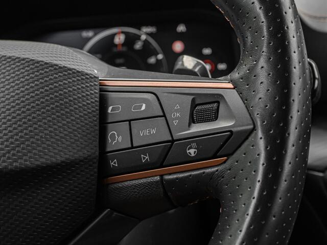 Cupra Formentor 1.4 e-Hybrid VZ Performance 245 PK SCHAALSTOELEN CAMERA 19 INCH BLACK OPTIC