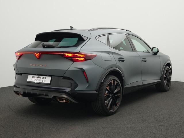 Cupra Formentor 1.5 TSI e-Hybrid 272 pk VZ Performance | Sabelt CUP-kuipstoelen | Matrix LED | Adaptieve onderstelregeling (DCC) | Sennheiser sound | Stoelverwarming | Adaptive Cruise | 19 inch licht metalen velgen
