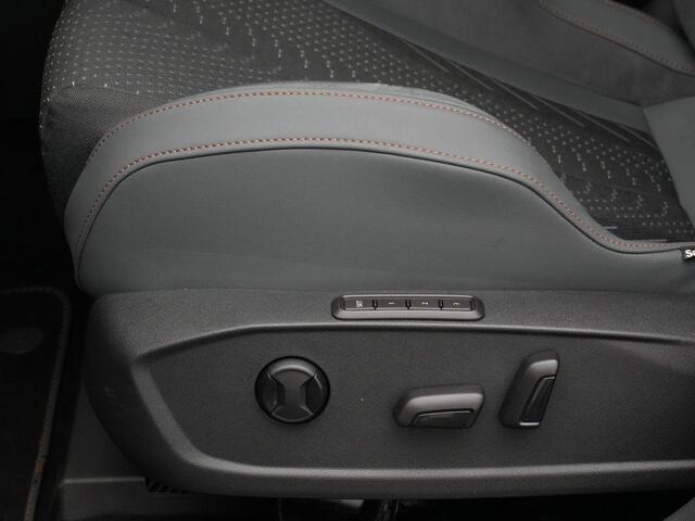 Cupra Formentor 1.5 TSI e-Hybrid 272 pk VZ Performance | Sabelt CUP-kuipstoelen | Matrix LED | Adaptieve onderstelregeling (DCC) | Sennheiser sound | Stoelverwarming | Adaptive Cruise | 19 inch licht metalen velgen