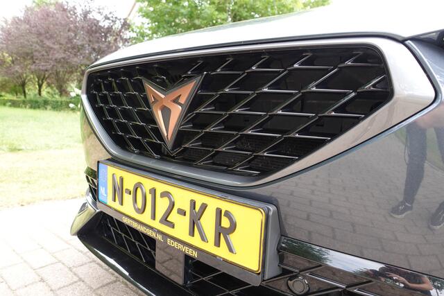 Cupra Formentor 1.5 TSI | LED | Camera | Stoelverwarming | Stuurwielverwarming | CarPlay |