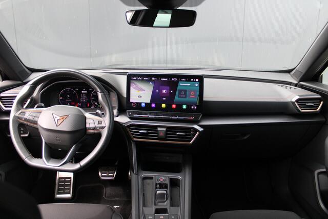 Cupra Formentor 1.4 e-Hybrid VZ Performance - ACC - Kuipstoelen - Navi - Winterpakket - Camera - Matrix LED - Rijklaar