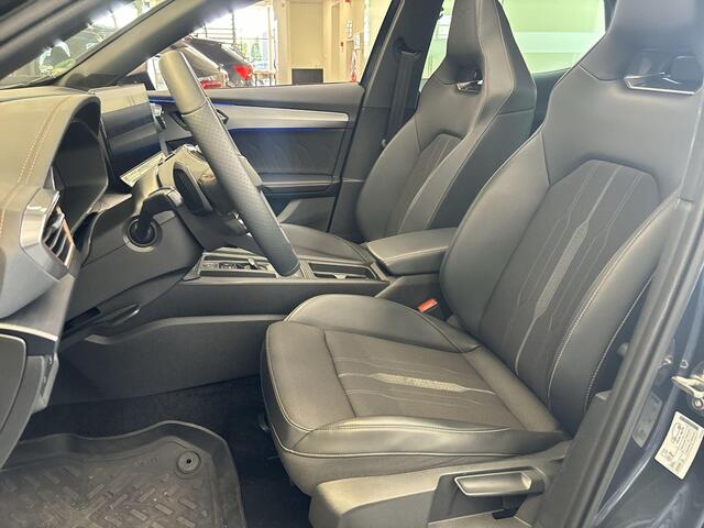 Cupra Formentor 1.4 245pk DSG e-Hybrid VZ Performance · Camera · Panoramadak · Keyless · Elek. Trekhaak · Elek. Achterklep · Apple/Android Car Play · Navigatie · 19'' Inch ·