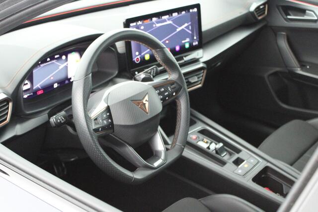 Cupra Formentor 1.4 e-Hybrid 245pk VZ Performance Trekhaak Camera Keyless Virtual Cockpit Navigatie