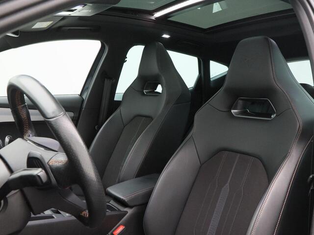 Cupra Formentor 1.4 e-Hybrid 245 Pk Automaat VZ Performance | Panoramadak | Trekhaak | Adaptive Cruise | Elektrische Achterklep | Camera | Stuur Verwarming | Carplay | 19 Inch