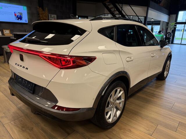 Cupra Formentor 1.4 e-Hybrid Business 204PK |NAVI|CARPLAY|PDC VOOR + ACHTER