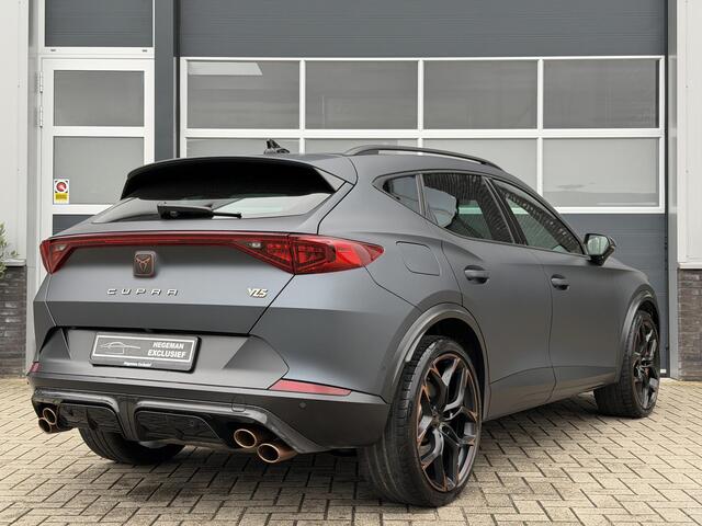 Cupra Formentor VZ5 2.5 TSI 4DRIVE | Carbon | Schaalstoelen | Elek. klep | 360 CAMERA | BEATS | KEYLESS | Stoel- stuurverw. | SFEER