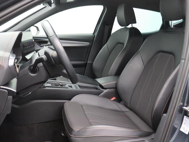 Cupra Formentor 1.4 e-Hybrid Business 204PK DSG Achteruitrijcamera, Keyless, Side Assist, Voorruitverwarming, Stuurverwarming, Navi, 18" LM Velgen, Adaptieve Cruise Control