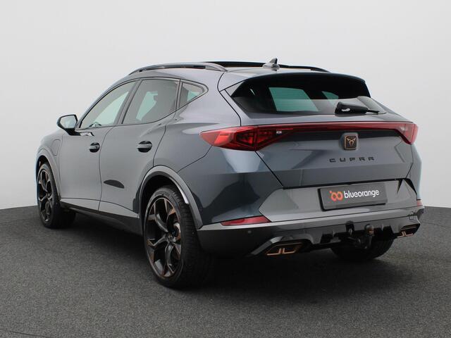 Cupra Formentor 1.4 e-Hybrid VZ Performance 245PK DSG Panoramadak, SOH 90%, Trekhaak, Achteruitrijcamera, Virtual pedal, Keyless, Stuur/stoelverwarming, Side assist, 19'' lichtmetaal