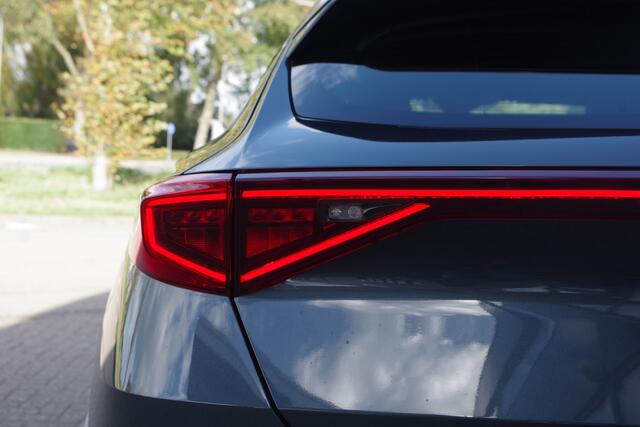 Cupra Formentor 1.4 e-Hybrid 204 PK Adrenaline PHEV, Carplay, Camera, Keyless, LED