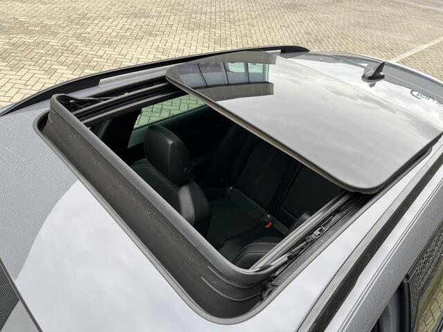 Cupra Formentor 1.4 e-Hybrid Performance / Pano / Navigatie / Camera / Parkeersenoren V+A / Lichtmetaal 19 inch / P4