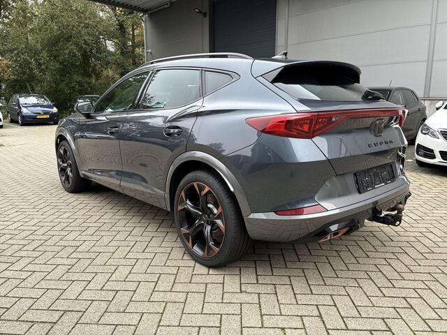 Cupra Formentor 1.4 245pk DSG e-Hybrid VZ Performance · 360 Camera · Stuur- & Stoelverwarming · Keyless · Inklap. Trekhaak · ACC · Side Assist ·