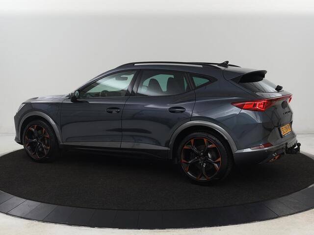Cupra Formentor 1.4 eHybrid VZ | 245pk | Trekhaak | Leder | Stoelverwarming | Camera | Carplay | Adaptive cruise | Memory | Keyless | 19'' | Full LED | Sportstoelen | PHEV | Plug In