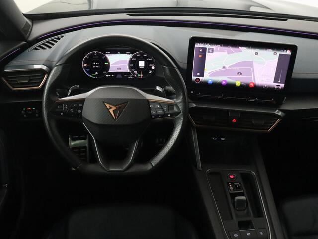 Cupra Formentor 1.4 eHybrid VZ | 245pk | Trekhaak | Leder | Stoelverwarming | Camera | Carplay | Adaptive cruise | Memory | Keyless | 19'' | Full LED | Sportstoelen | PHEV | Plug In