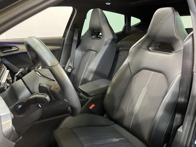 Cupra Formentor 1.4 e-Hybrid Performance / AUTOMAAT/ PANO/ ELEKTR. STOEL/ KEYLESS/ NAVI/ LED/ PARK. SENSOREN + CAMERA/ ADAPT. CRUISE/ CLIMA/ FULL LINK/ STOEL-STUUR VERWARM.