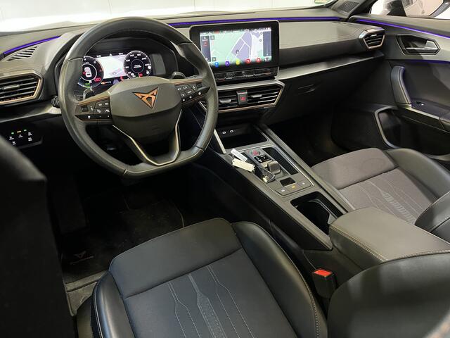 Cupra Formentor 1.4 e-Hybrid Performance / AUTOMAAT/ PANO/ ELEKTR. STOEL/ KEYLESS/ NAVI/ LED/ PARK. SENSOREN + CAMERA/ ADAPT. CRUISE/ CLIMA/ FULL LINK/ STOEL-STUUR VERWARM.