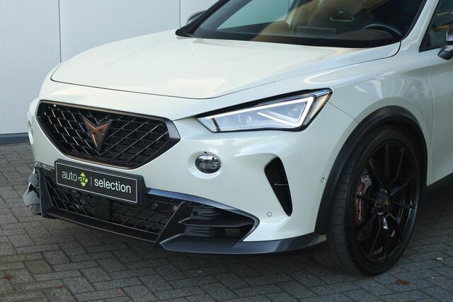 Cupra Formentor VZ5 2.5 TSI Taiga Grey 625/999 / Carbon / Beats / Panorama