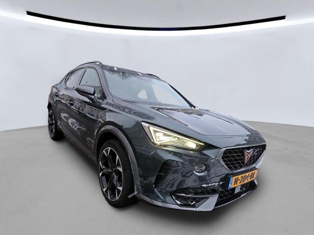 Cupra Formentor 1.4 e-Hybrid Performance / AUTOMAAT/ PANO/ CAMERA/ PARK. SENSOREN/ LED/ 19" LMV