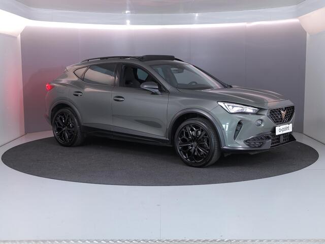 Cupra Formentor 1.4 e-Hybrid VZ Tribe Edition 245 pk Automaat (DSG) | Navigatie | Panoramadak | Parkeersensoren (Park assist) | Rondomzicht camera | Stoelverwarming | Elektr. bestuurdersstoel met geheugen |